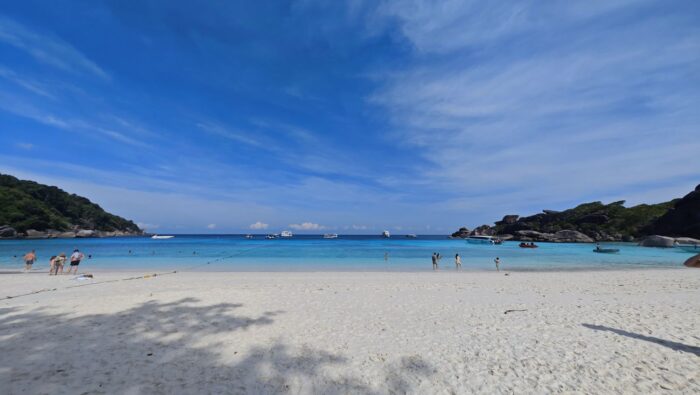 Април в Тайланд? Наистина ли е горещ апокалипсис